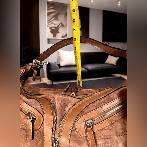 Versace euc suede leather shoulder bag - Picture 12 of 14